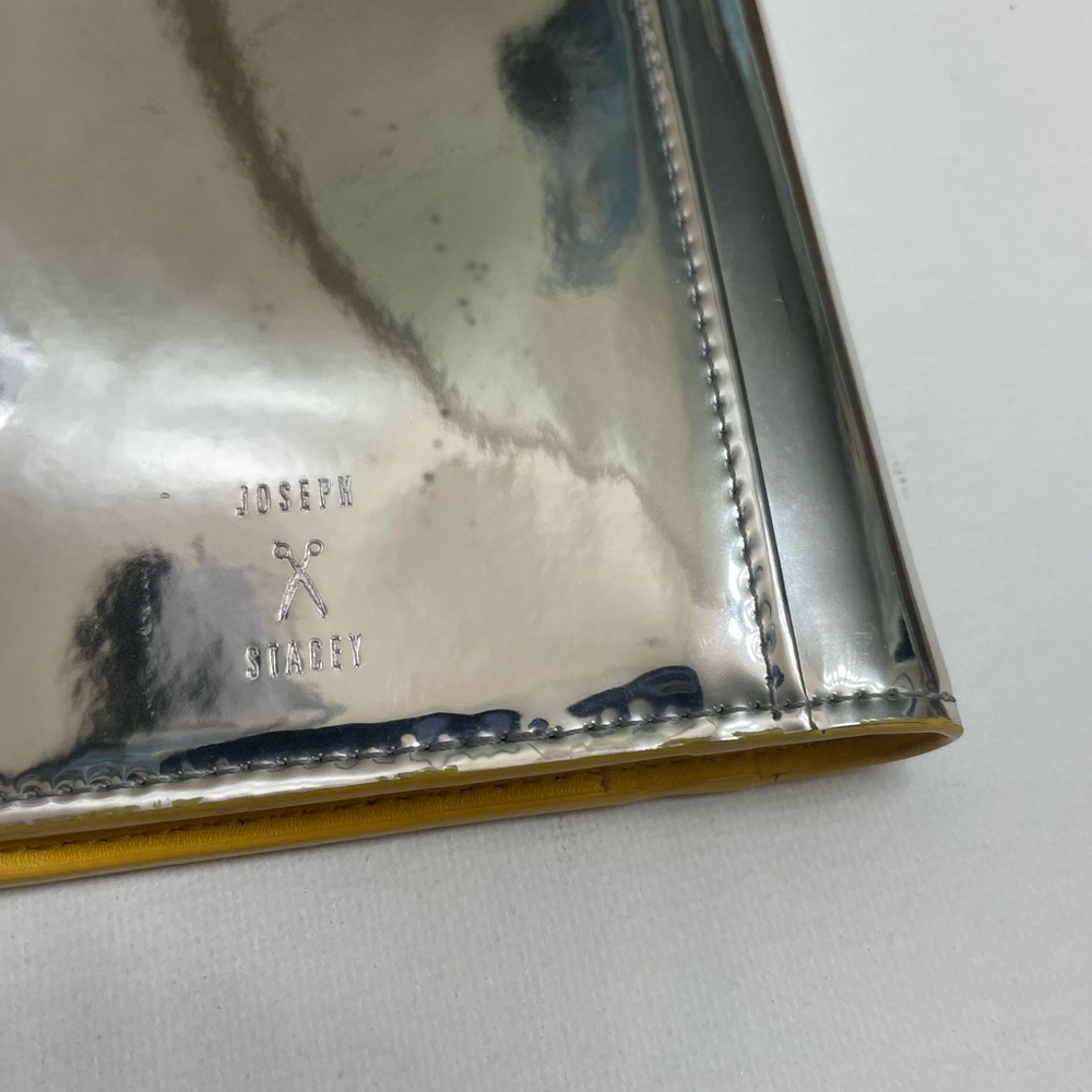 Joseph & Stacey Women’s Silver Mirror Large Wallet Bifold Yellow Inside - Picture 4 of 11